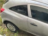 Usata Opel Corsa 75 CV (55 kW) 2008 Argento Berlina