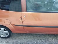 Usata Renault Twingo 65 CV (47 kW) 2007 Arancione Utilitaria