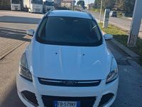 Usata Ford Kuga Titanium 119 CV (87 kW) 2016 Bianco SUV