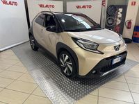 Usata Toyota Aygo X Lounge 72 CV (52 kW) 2023 Oro SUV