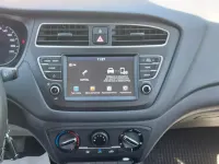 Usata Hyundai i20 Edition 100 CV (73 kW) 2018 Bianco Utilitaria