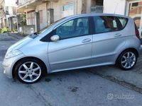 Usata Mercedes A200 Elegance 140 CV (102 kW) 2005 Rosso Berlina