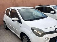Usado Renault Twingo 75 HP (55 kW) 2012 Citadino