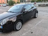 Usata Alfa Romeo MiTo Distinctive 85 CV (62 kW) 2015 Nero Utilitaria