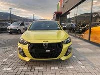Usata Peugeot 208 Active 101 CV (74 kW) 2024 Verde Utilitaria