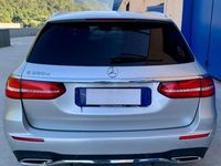 Usata Mercedes E220 Premium Plus 194 CV (142 kW) 2017 Argento metallizzato Station wagon