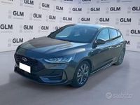 Usado Ford Focus ST-Line 116 HP (85 kW) 2025 Cinzento Sedan