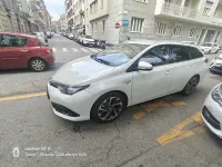 Gebraucht Toyota Auris Hybrid Lounge 99 PS (72 kW) 2016 Kombi