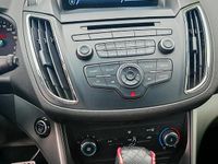 Usata Ford Kuga 120 CV (88 kW) 2017 Bianco SUV
