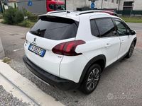 Usata Peugeot 2008 Allure 110 CV (80 kW) 2019 Bianco SUV