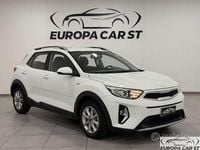Usata Kia Stonic Style 83 CV (61 kW) 2022 Bianco SUV