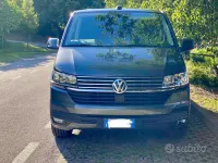 Usata VW Caravelle 150 CV (110 kW) 2020 Grigio Furgone