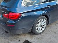 Usata BMW 520 Luxury Line 184 CV (135 kW) 2013 Blu Station wagon