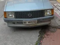 Usata Opel Corsa 45 CV (33 kW) 1985 Verde Berlina