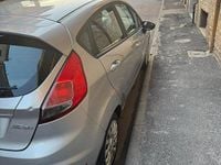 Usata Ford Fiesta 60 CV (44 kW) 2015 Berlina