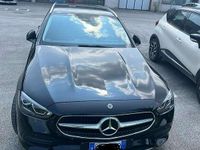 Usata Mercedes C220 200 CV (147 kW) 2022 Nero Station wagon