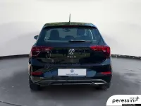 Usata VW Polo Life 80 CV (58 kW) 2023 Nero perla Utilitaria