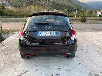 Usata Lancia Ypsilon Platinum 69 CV (50 kW) 2014 Nero Utilitaria