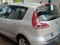 Usata Renault Scénic 106 CV (77 kW) 2010 Grigio Monovolume