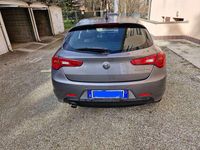Usata Alfa Romeo Giulietta Distinctive 120 CV (88 kW) 2016 Grigio Berlina