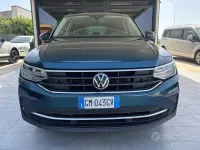 Usata VW Tiguan R-line 150 CV (110 kW) 2022 Verde SUV
