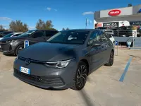 Usata VW Golf VIII Life 110 CV (80 kW) 2023 Grigio Berlina