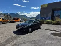 Usata Mercedes E270 Avantgarde 204 CV (150 kW) 2004 Nero Berlina