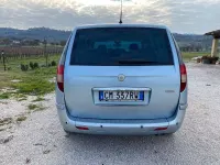 Usata Lancia Phedra 128 CV (94 kW) 2004 Blu/azzurro Monovolume