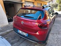 Usata Dacia Sandero Essentiel 100 CV (73 kW) 2023 Rosso Berlina