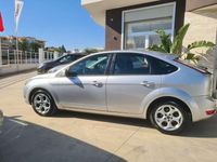 Usata Ford Focus Titanium 110 CV (80 kW) 2011 Argento Berlina