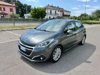 Usata Peugeot 208 82 CV (60 kW) 2017 Grigio Utilitaria