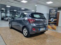 Usata Hyundai i10 Comfort 66 CV (48 kW) 2015 Grigio Utilitaria