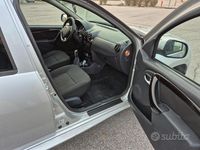 Usata Dacia Duster Lauréate 105 CV (77 kW) 2012 Grigio SUV
