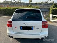 Usata Porsche Cayenne 239 CV (175 kW) 2010 Bianco SUV