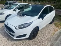 Usata Ford Fiesta ST-Line 75 CV (55 kW) 2017 Bianco Utilitaria