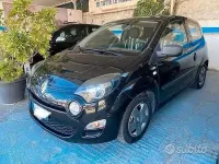 Usata Renault Twingo Night&Day 75 CV (55 kW) 2014 Nero Utilitaria