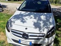 Usata Mercedes B200 Executive 136 CV (100 kW) 2018 Bianco Monovolume