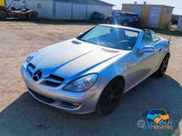 Usata Mercedes SLK200 163 CV (119 kW) 2005 Grigio Cabrio