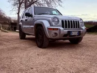Usata Jeep Cherokee Limited 2004 Grigio SUV