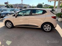Usata Renault Clio IV 90 CV (66 kW) 2015 Beige Berlina