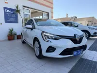 Usata Renault Clio V Business 86 CV (63 kW) 2020 Bianco Berlina
