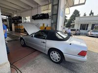 Usata Mercedes SL320 231 CV (169 kW) 1997 Argento Cabrio