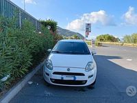 Usata Fiat Punto 75 CV (55 kW) 2014 Bianco Utilitaria