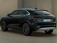 Nuova Audi Q3 Sportback Advanced 150 CV (110 kW) 2026 Nero mito metallizzato SUV
