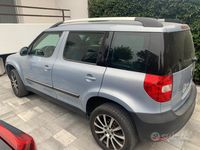 Usata Skoda Yeti 105 CV (77 kW) 2012 Blu SUV