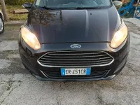 Usata Ford Fiesta 75 CV (55 kW) 2013 Nero Utilitaria