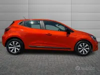 Usata Renault Clio V Zen 101 CV (74 kW) 2023 Giallo Berlina