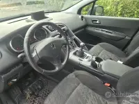 Usata Peugeot 3008 112 CV (82 kW) 2011 Nero Station wagon