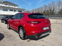 Usata Alfa Romeo Stelvio 160 CV (117 kW) 2019 Rosso SUV