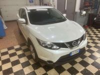 Usata Nissan Qashqai Acenta 110 CV (80 kW) 2016 White pearl SUV